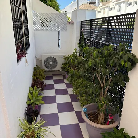 -patio Andaluz- Apartment Marbella