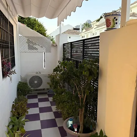 Studio -Patio Andaluz - Banus * Марбелья